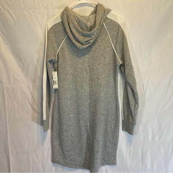 No Bounded Hoodie Dress Gray Junior Size Medium 7-9 NWT - Picture 2 of 2